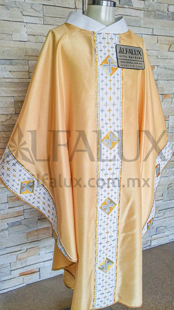 16 MAGNUS Laterales Brocado Dorado Shangtung (2)